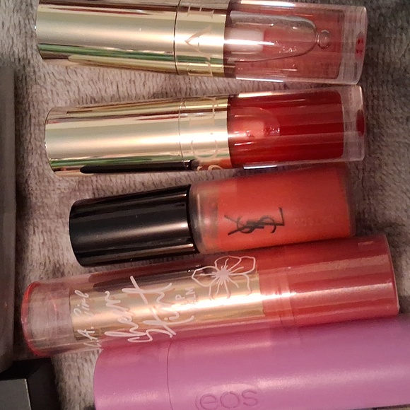 Makeup Lot - Picture 8 of 12